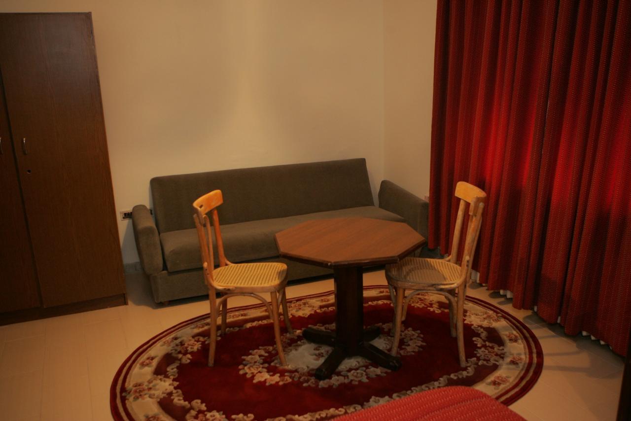 Dove Hotel Amman Eksteriør billede